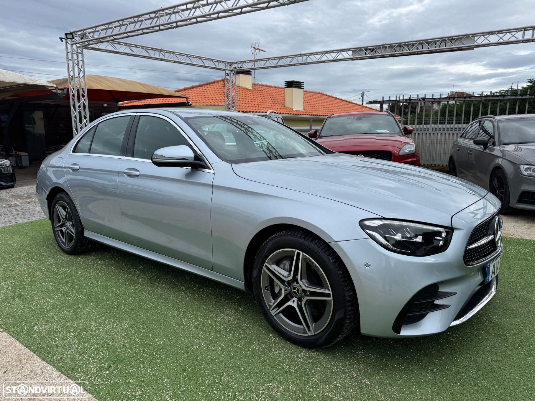 Mercedes-Benz E 300 - 4