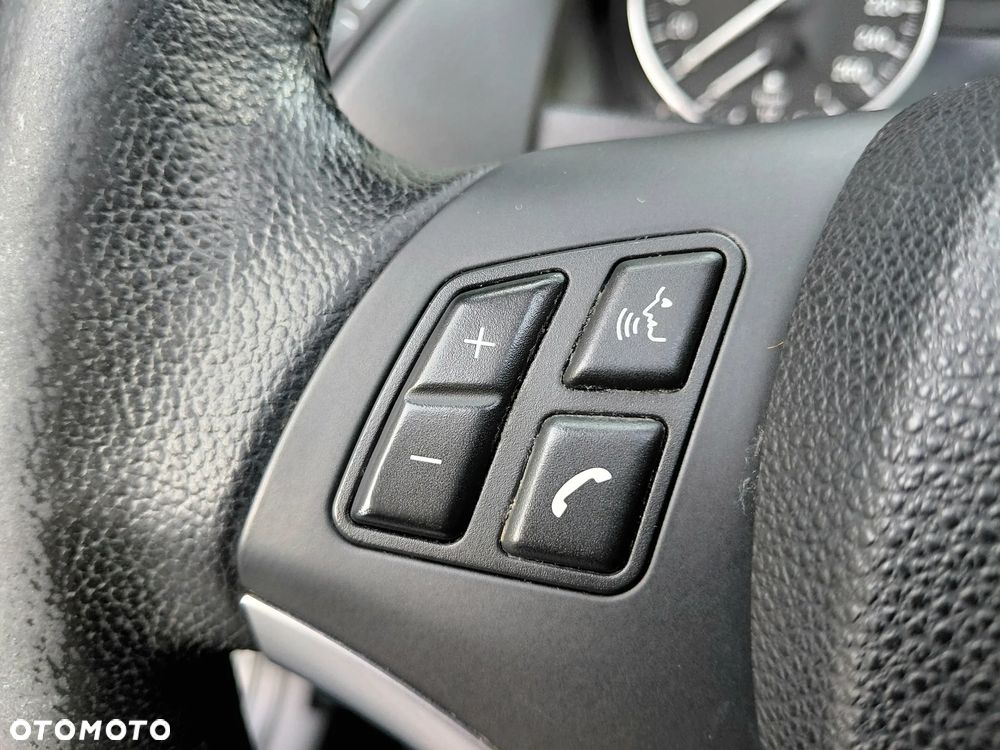 BMW X1 xDrive20d - 29