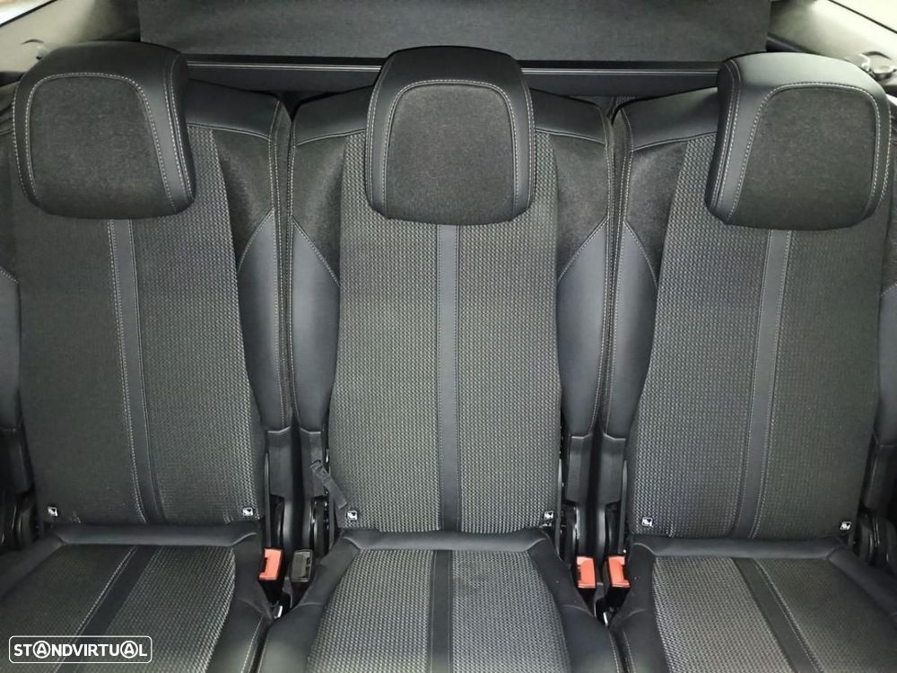 Peugeot 5008 Hybrid 136 e-DSC GT - 7