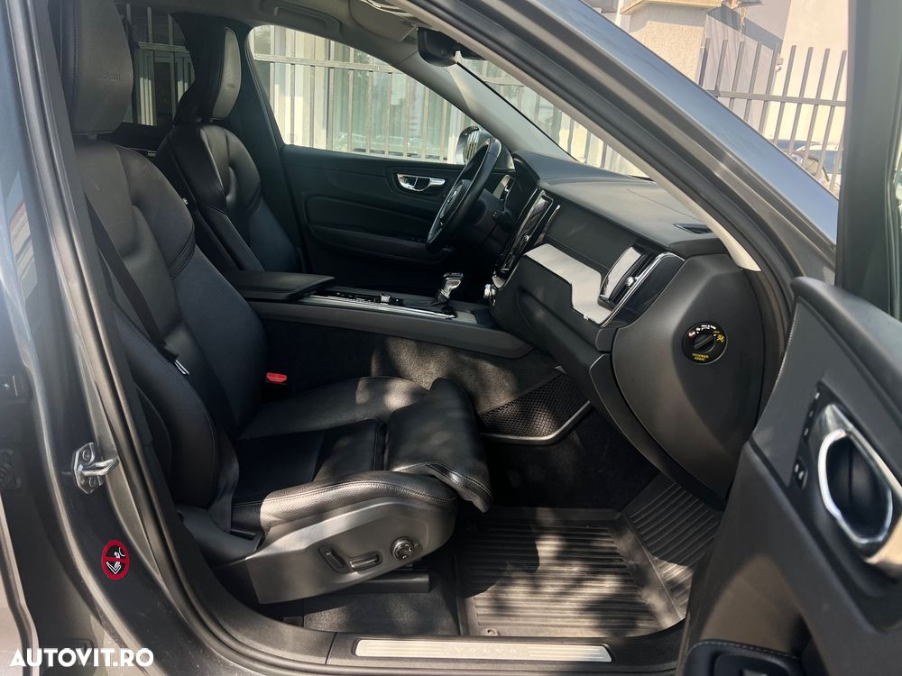 Volvo XC 60 D5 AWD Inscription - 9
