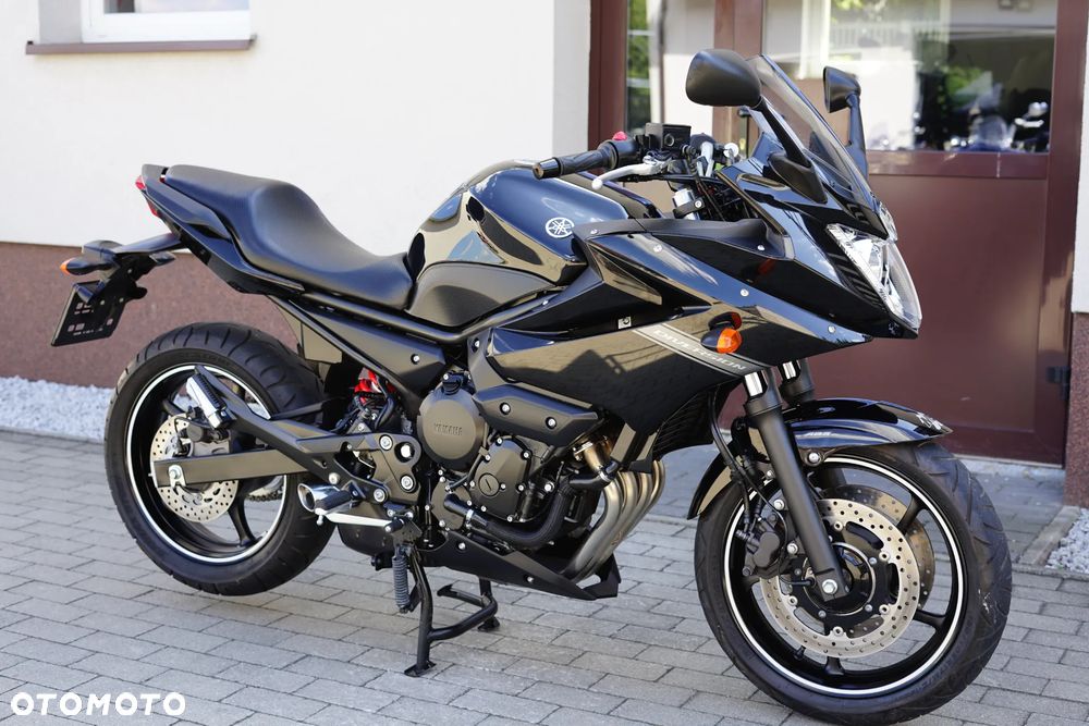 Yamaha XJ - 2