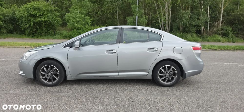 Toyota Avensis 2.0 D-4D - 4