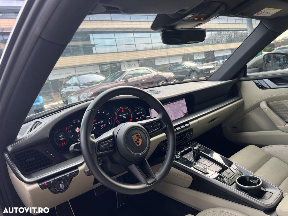 Porsche 911 Carrera 4S PDK - 15