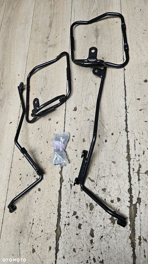 Stelaż pod sakwy boczne Kappa TST4118K Kawasaki Z900 (17-23) - 3