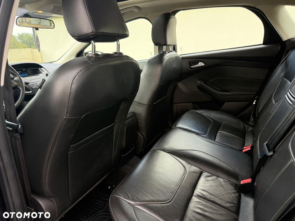 Ford Focus - 11