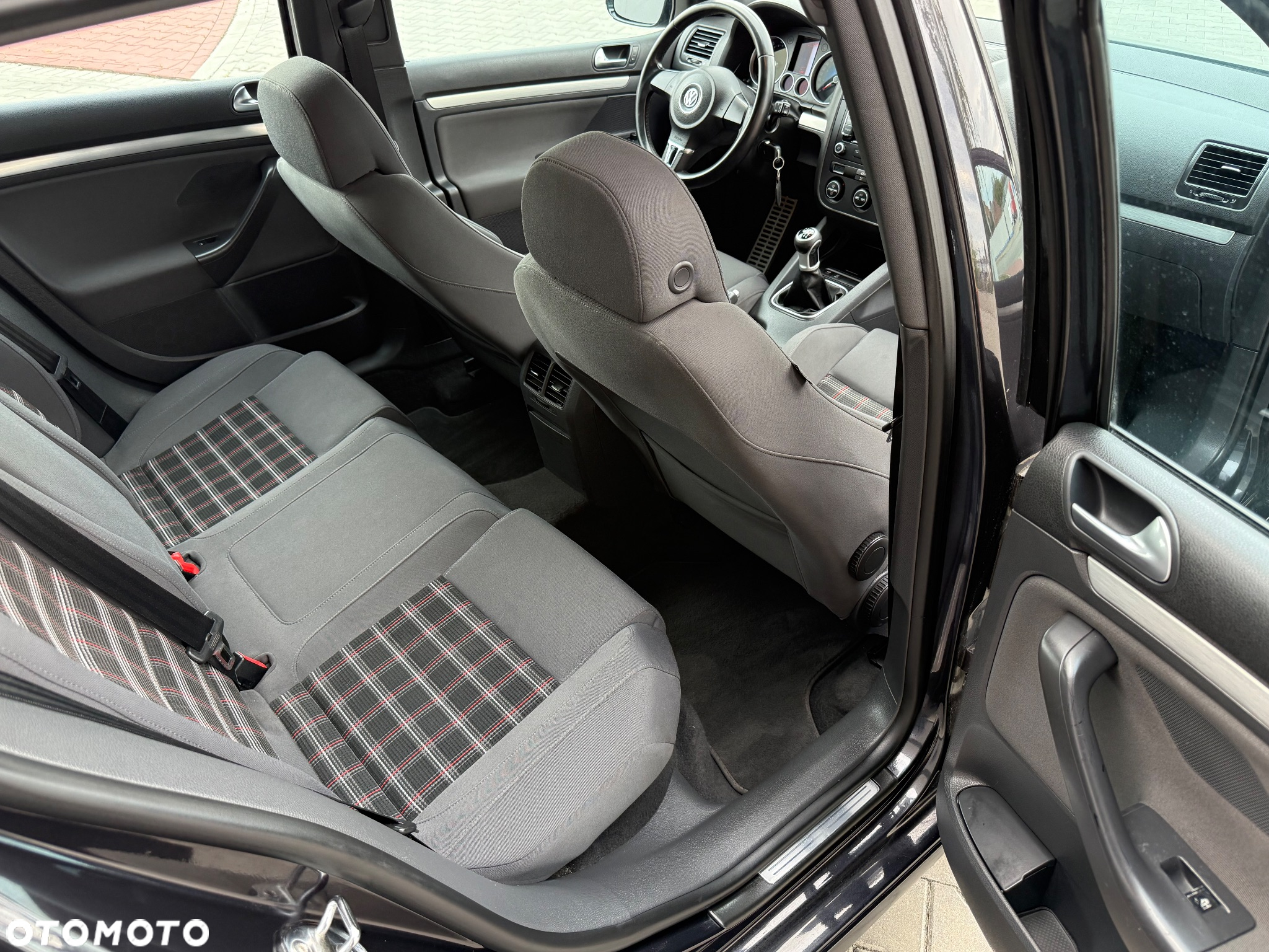 Volkswagen Golf 2.0 GTI - 22