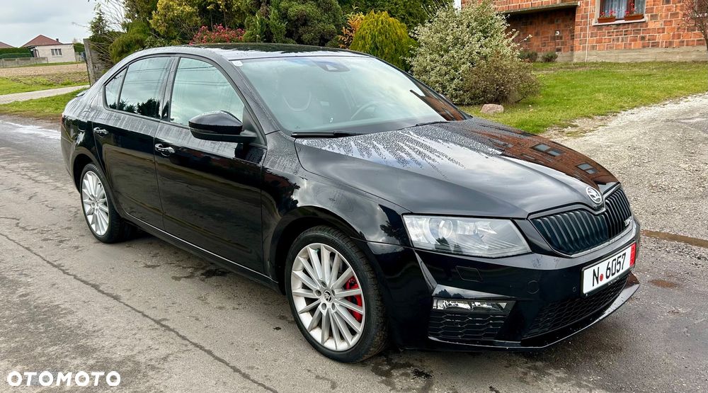 Skoda Octavia 2.0 TDI DSG RS - 27