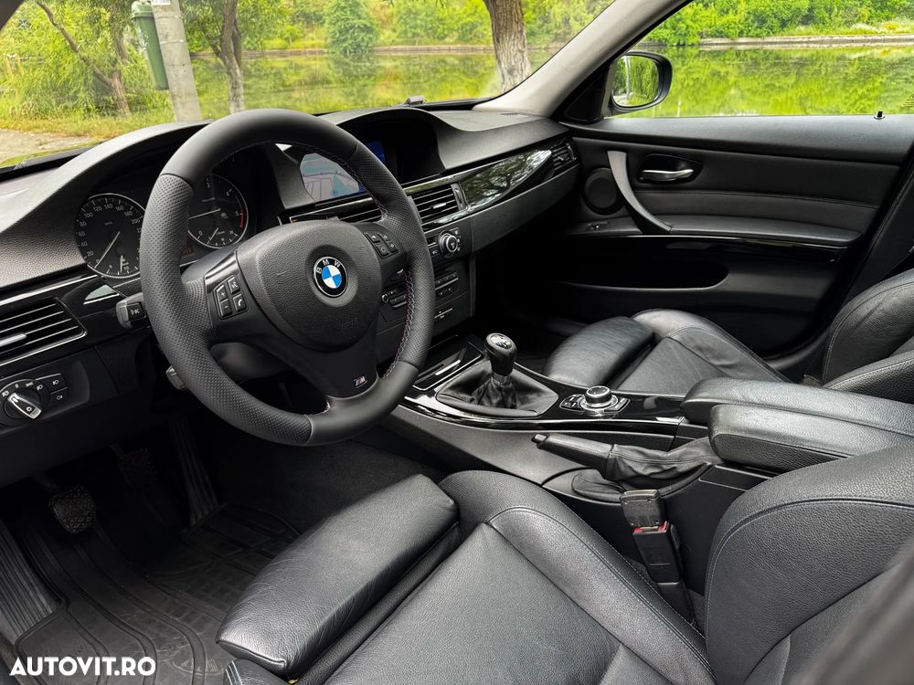 BMW Seria 3 320d - 13