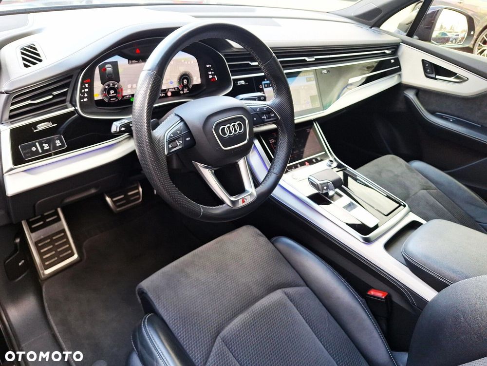 Audi Q7 - 11