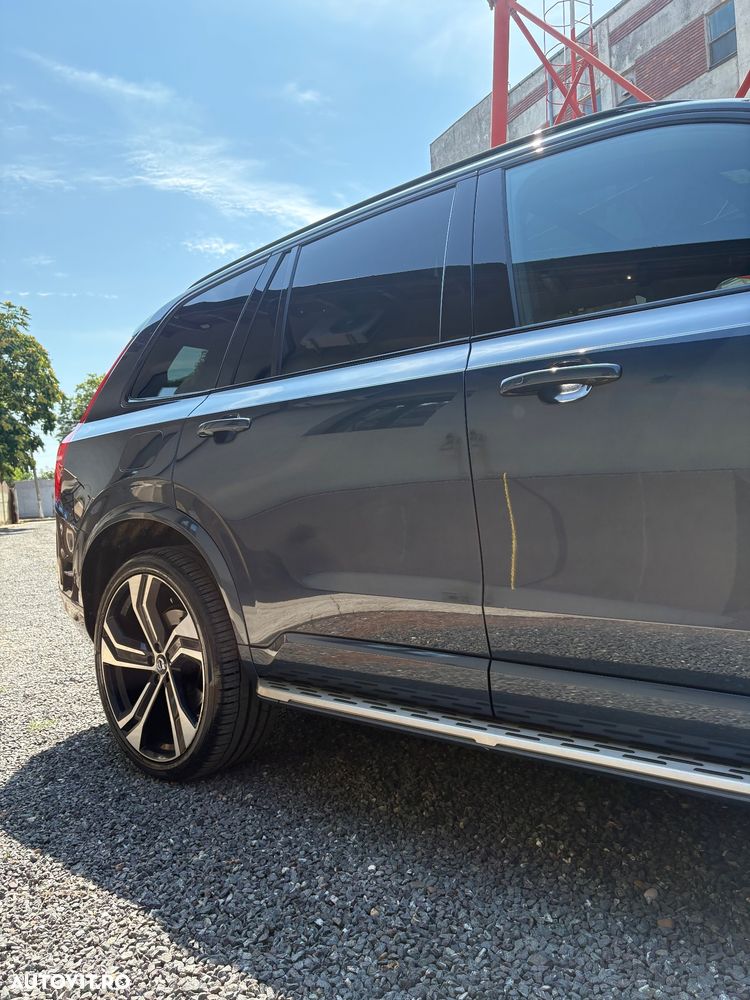Volvo XC 90 Recharge T8 eAWD R-Design - 11