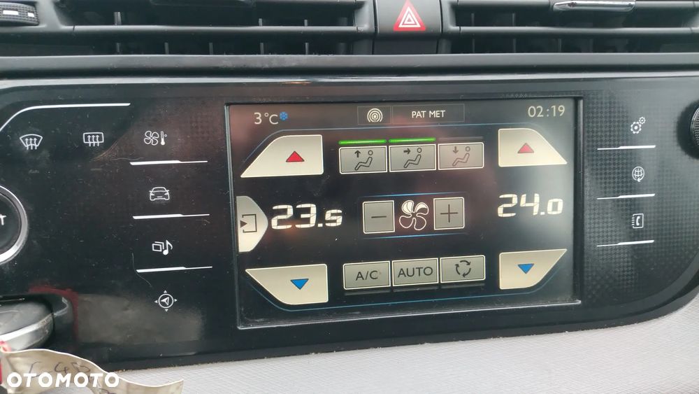 Citroën C4 Grand Picasso e-HDi 115 Intensive - 23