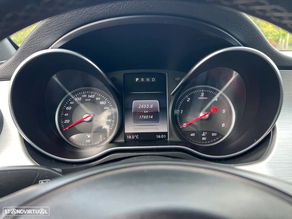 Mercedes-Benz X 350 - 25