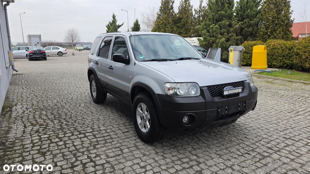 Ford Maverick Highclass - 3