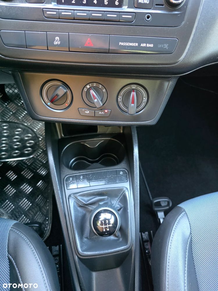 Seat Ibiza 1.4 16V i-Tech - 25