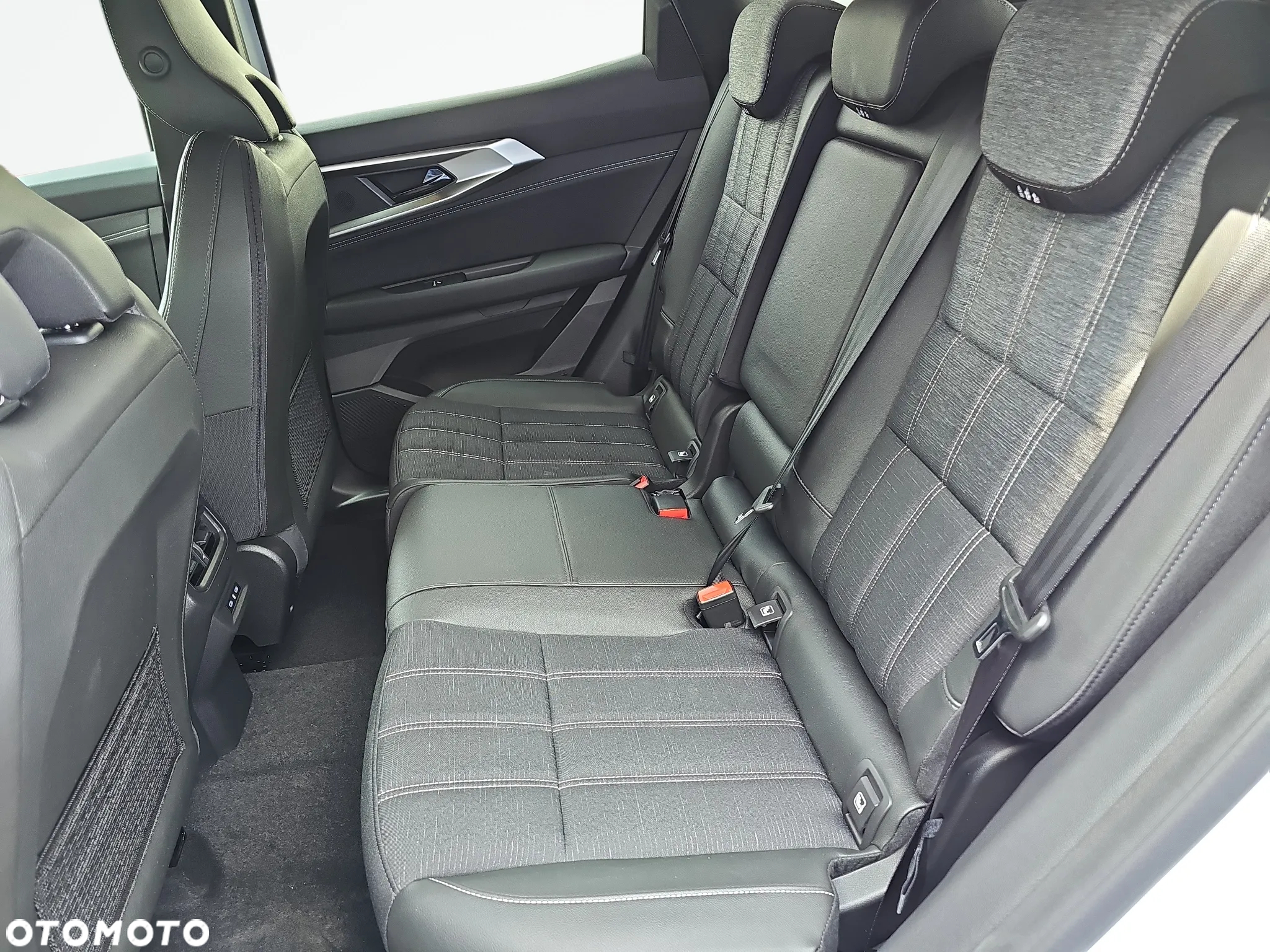 Renault Austral 1.3 TCe mHEV Techno - 12