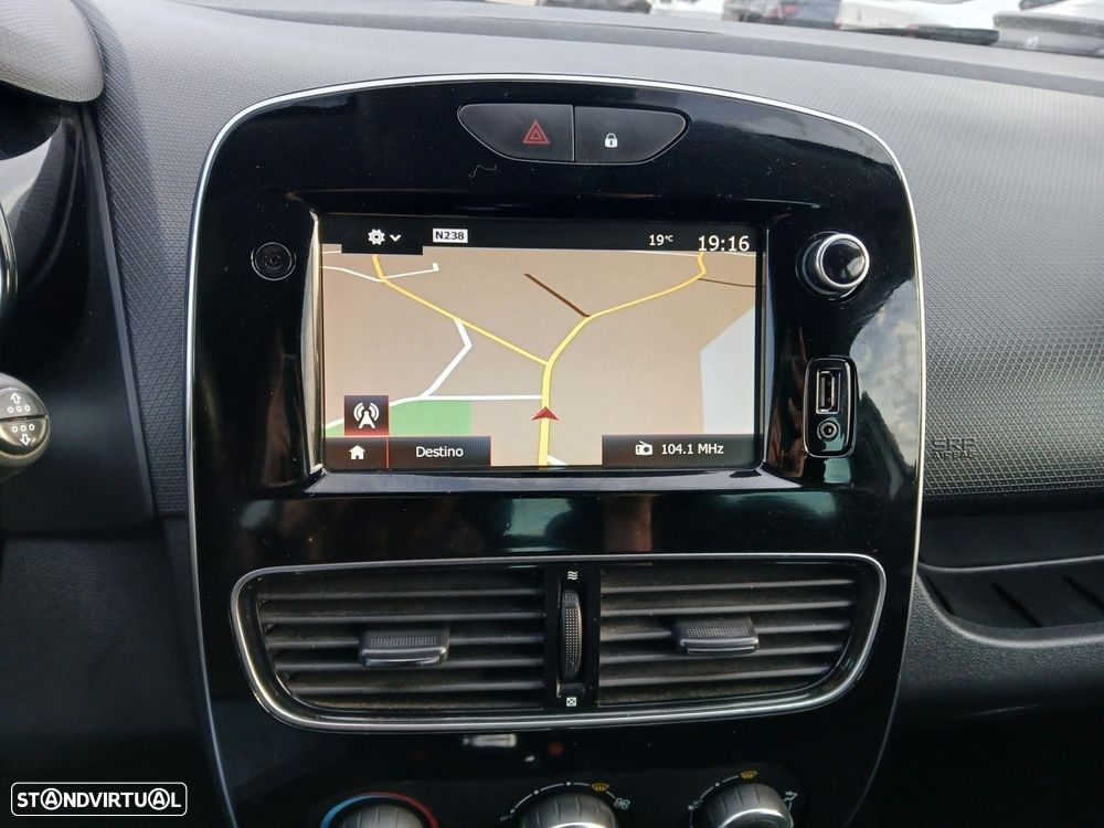 Renault Clio 1.5 dCi Limited - 18