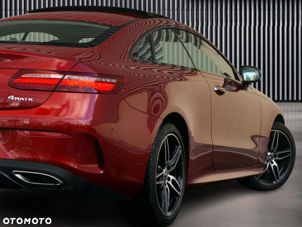 Mercedes-Benz Klasa E 400 Coupe 4-Matic 9G-TRONIC - 10