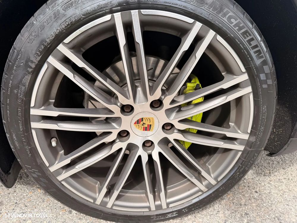 Porsche Panamera S E-Hybrid - 15