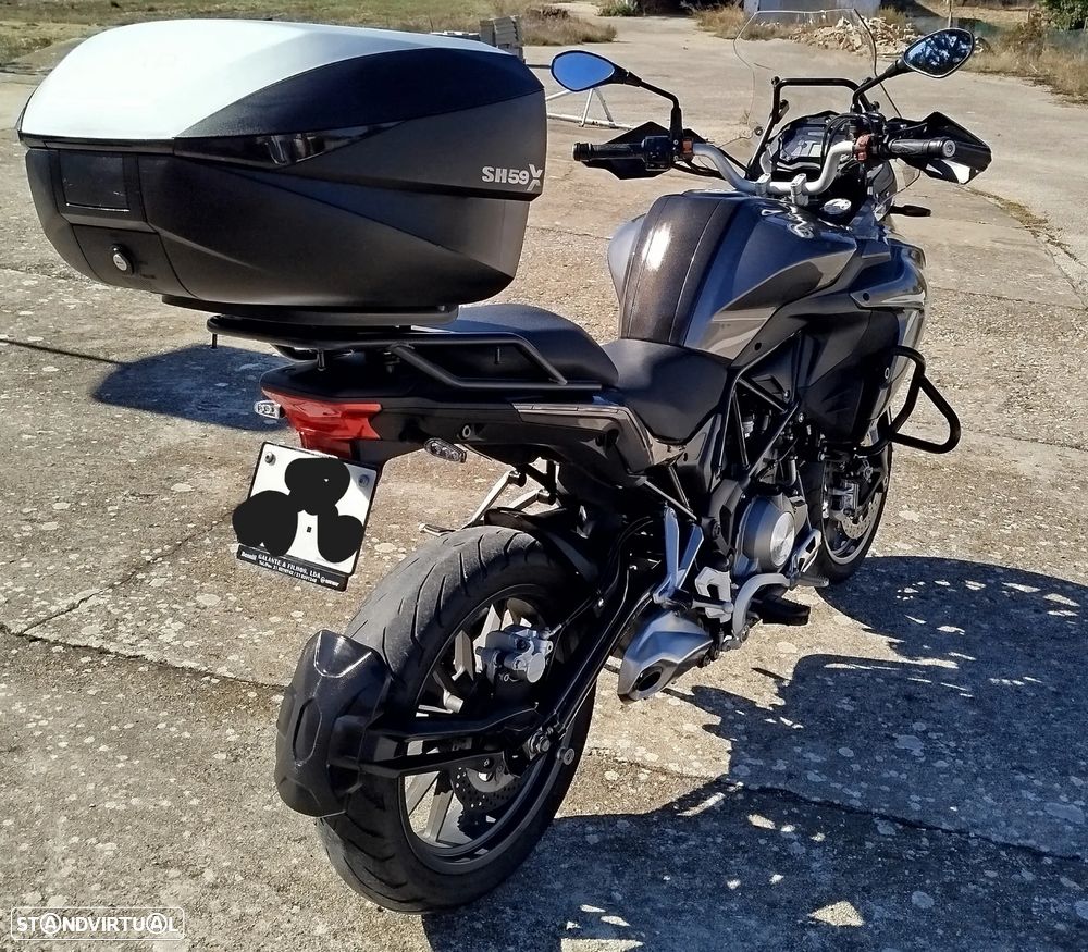 Benelli TRK 502 - 4