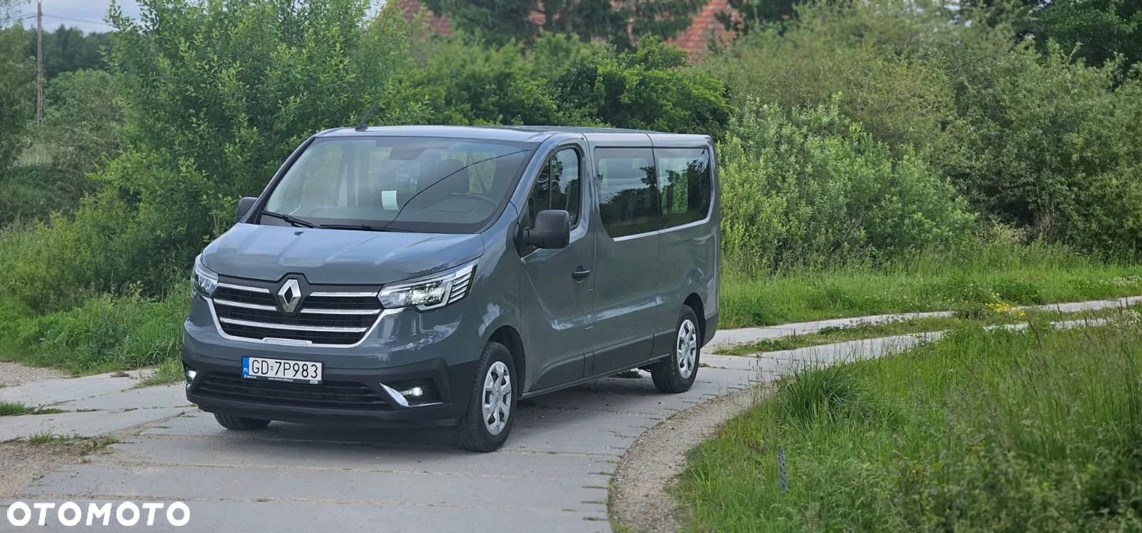 Renault Trafic - 1