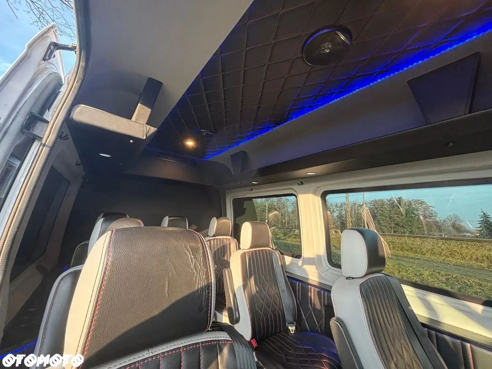 Mercedes-Benz Sprinter - 6
