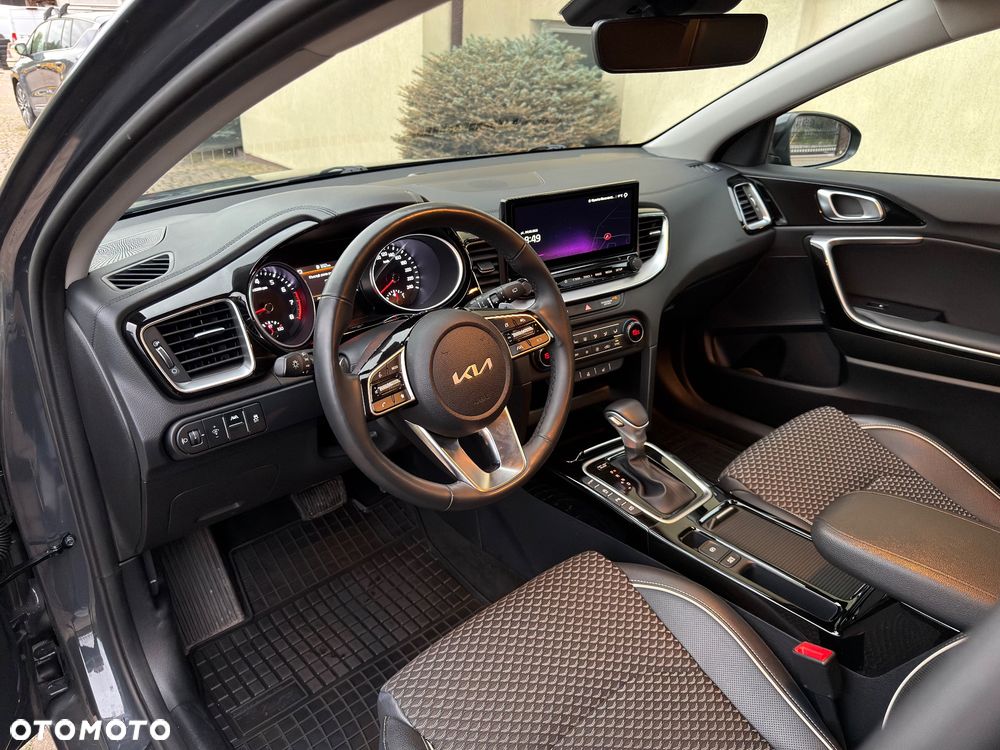 Kia Ceed 1.5 T-GDI Tribute DCT - 13