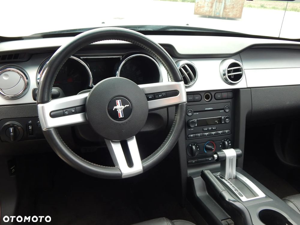 Ford Mustang - 19