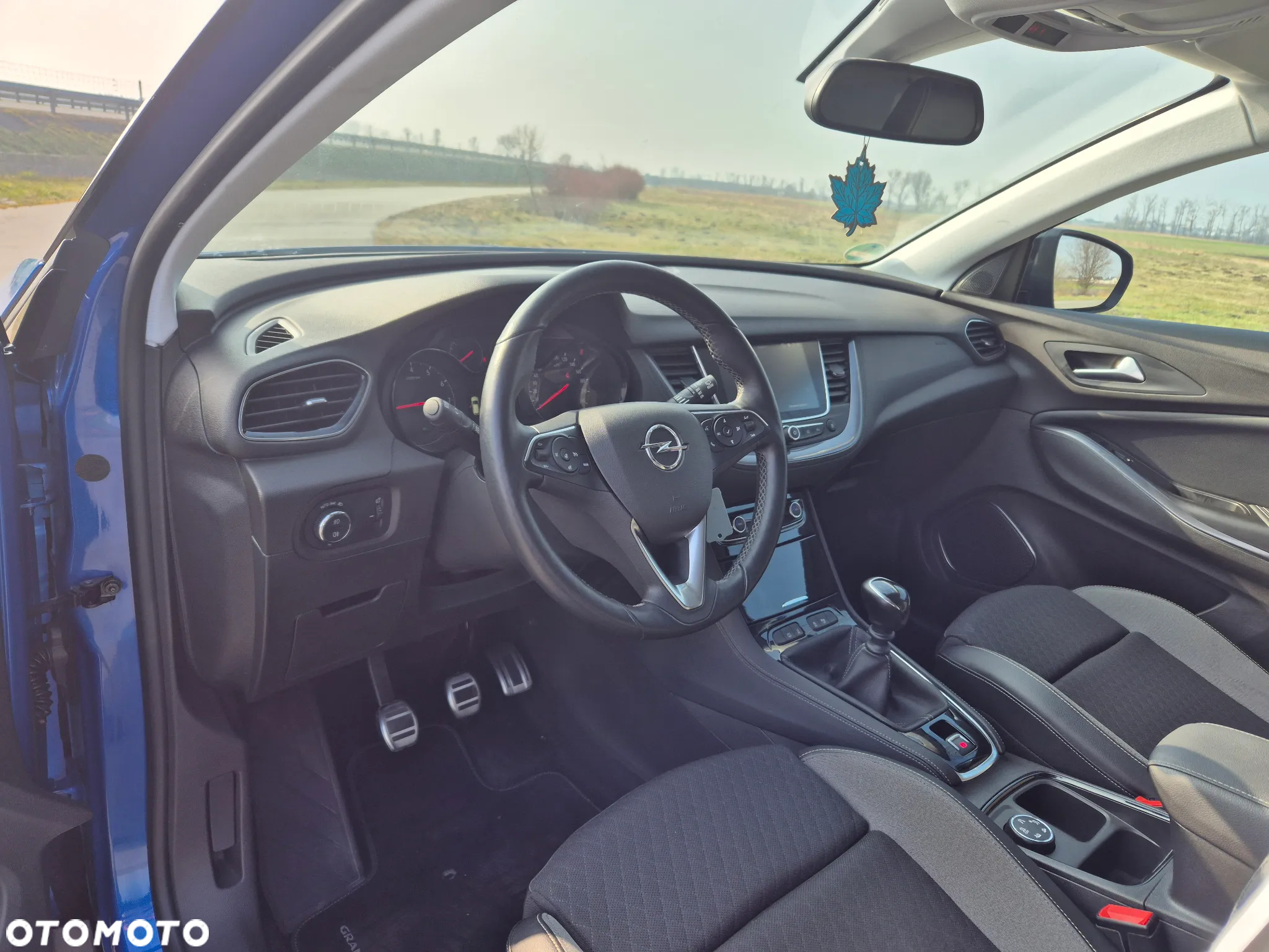 Opel Grandland X 1.2 T GPF Design Line S&S - 13