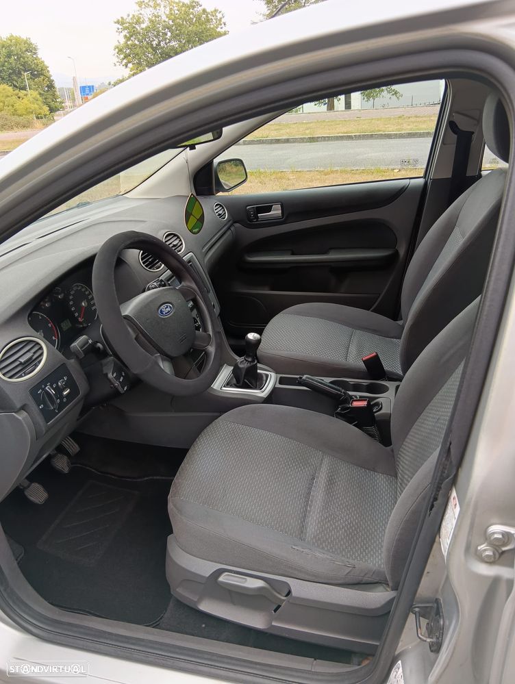 Ford Focus SW 1.6 TDCi DPF Sport - 7