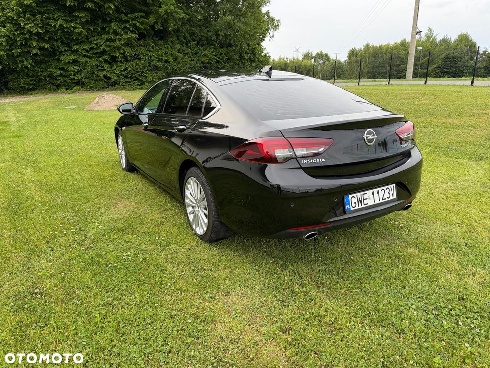 Opel Insignia 2.0 T 4x4 Exclusive S&S - 6