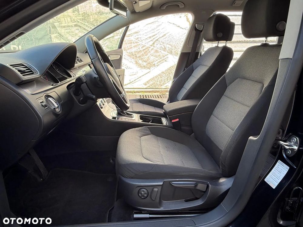 Volkswagen Passat 2.0 TDI Highline DSG - 18