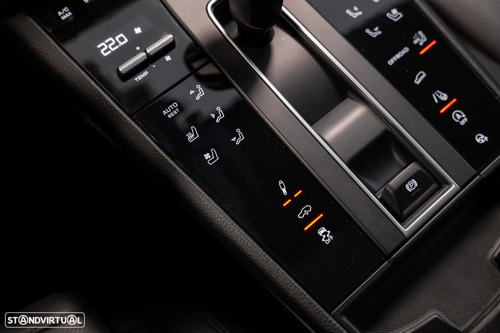 Porsche Macan Standard - 19
