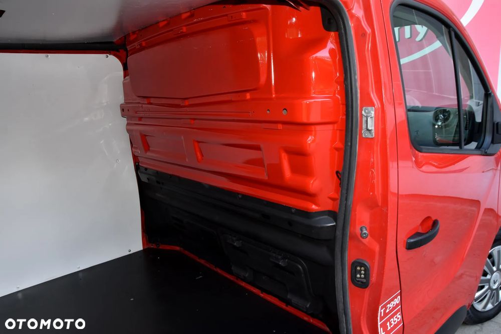 Renault TRAFIC - 28