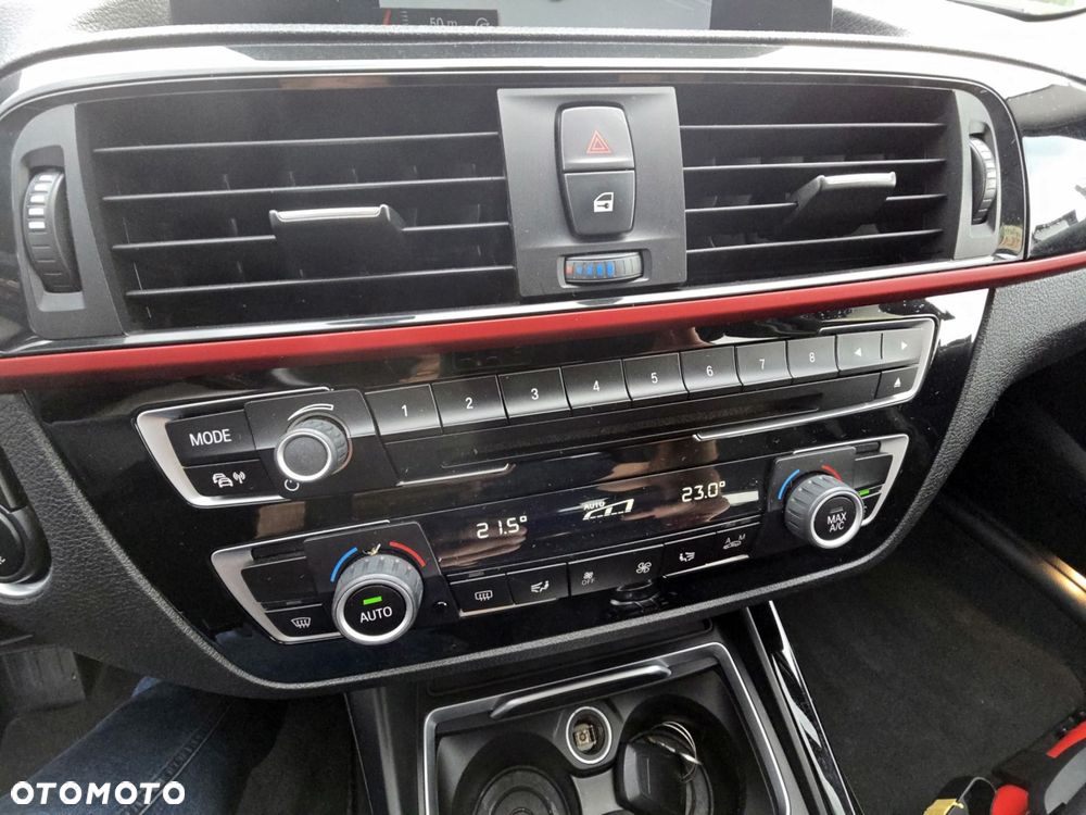 BMW Seria 1 118i Sport Line - 25