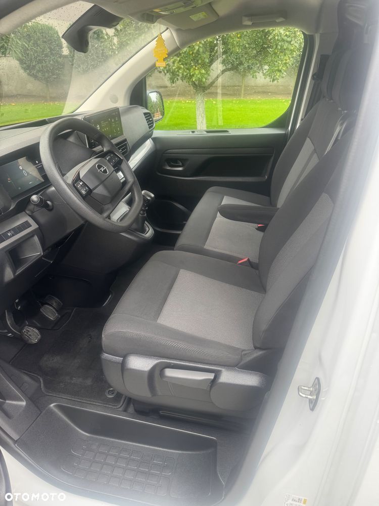 Opel Vivaro - 28