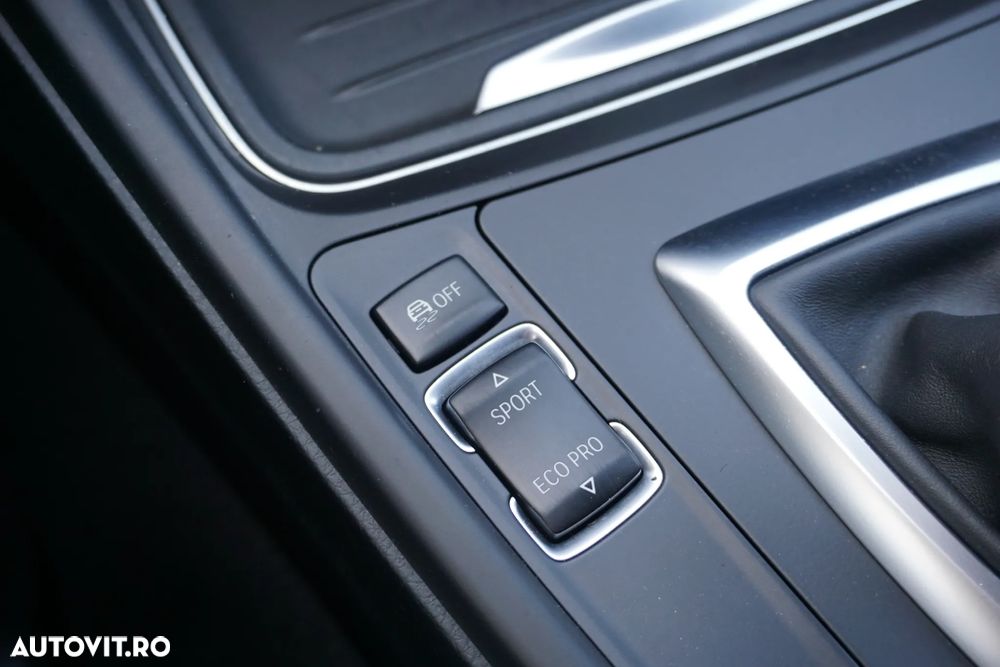 BMW Seria 3 320d DPF Aut. Edition Sport - 26