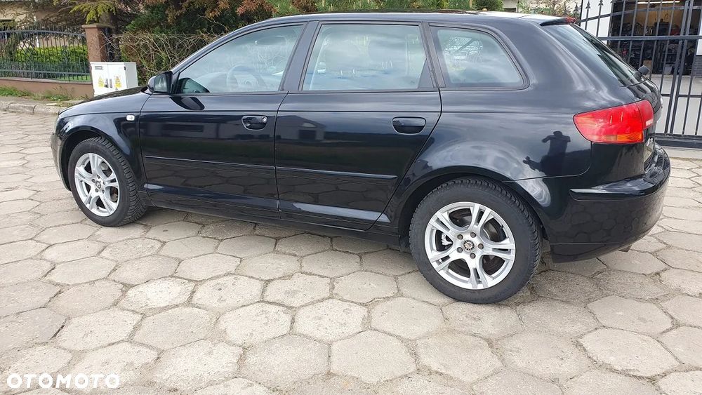Audi A3 Sportback 1.6 Attraction - 6