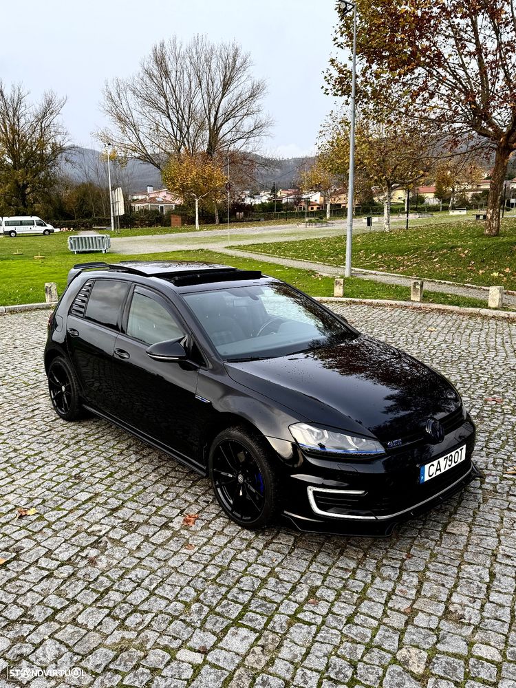 VW Golf 1.4 GTE Plug-In-Hybrid DSG - 2