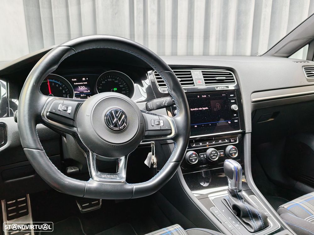 VW Golf 1.4 GTE Plug-In-Hybrid DSG - 14