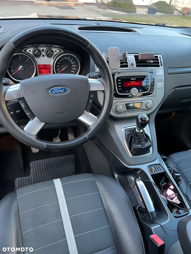 Ford Kuga 2.0 TDCi Titanium - 5