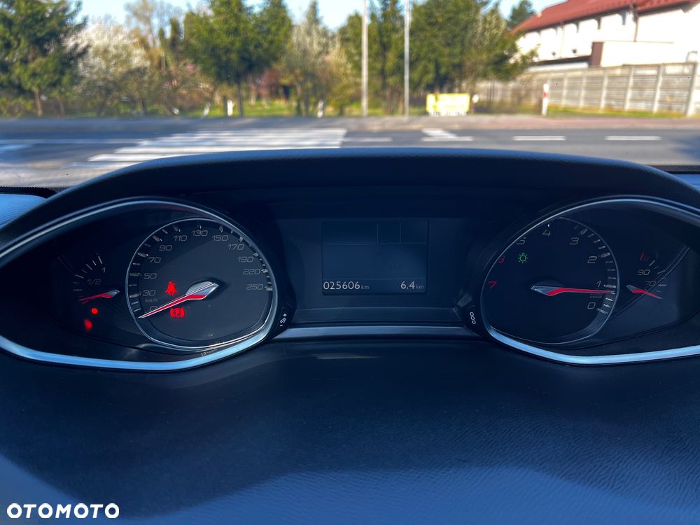 Peugeot 308 PureTech 130 Stop & Start Allure - 23