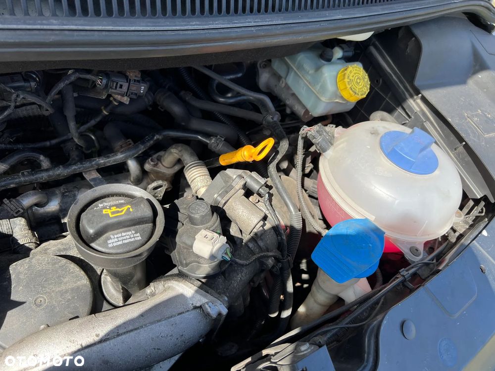 Volkswagen Caravelle L2 - 22