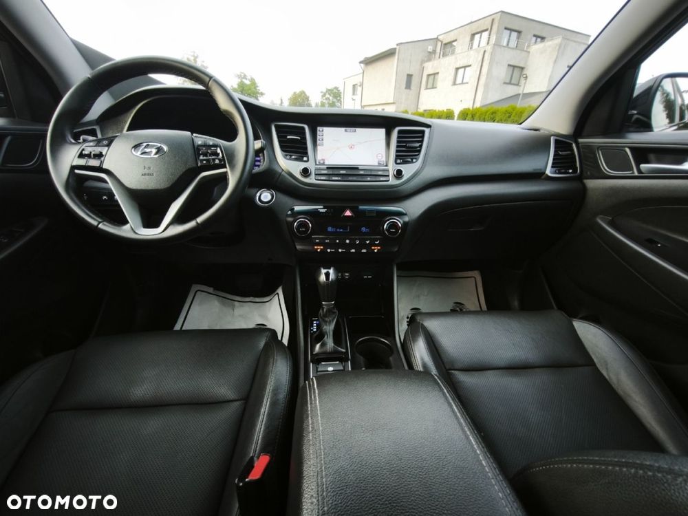 Hyundai Tucson - 8