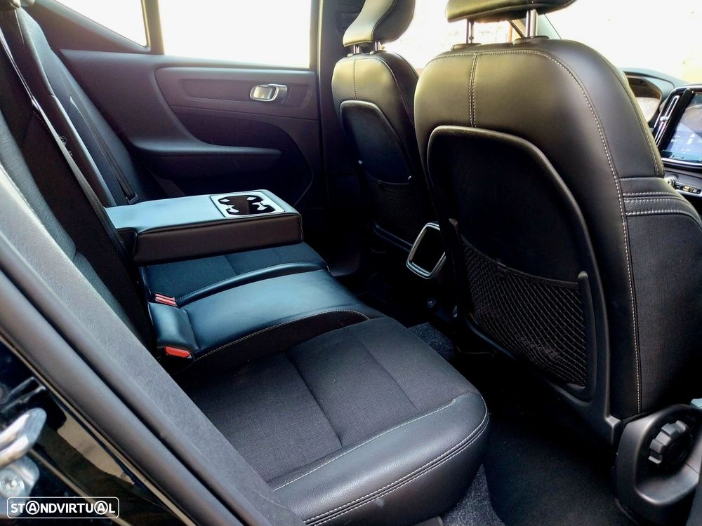 Volvo XC 40 2.0 D3 - 9