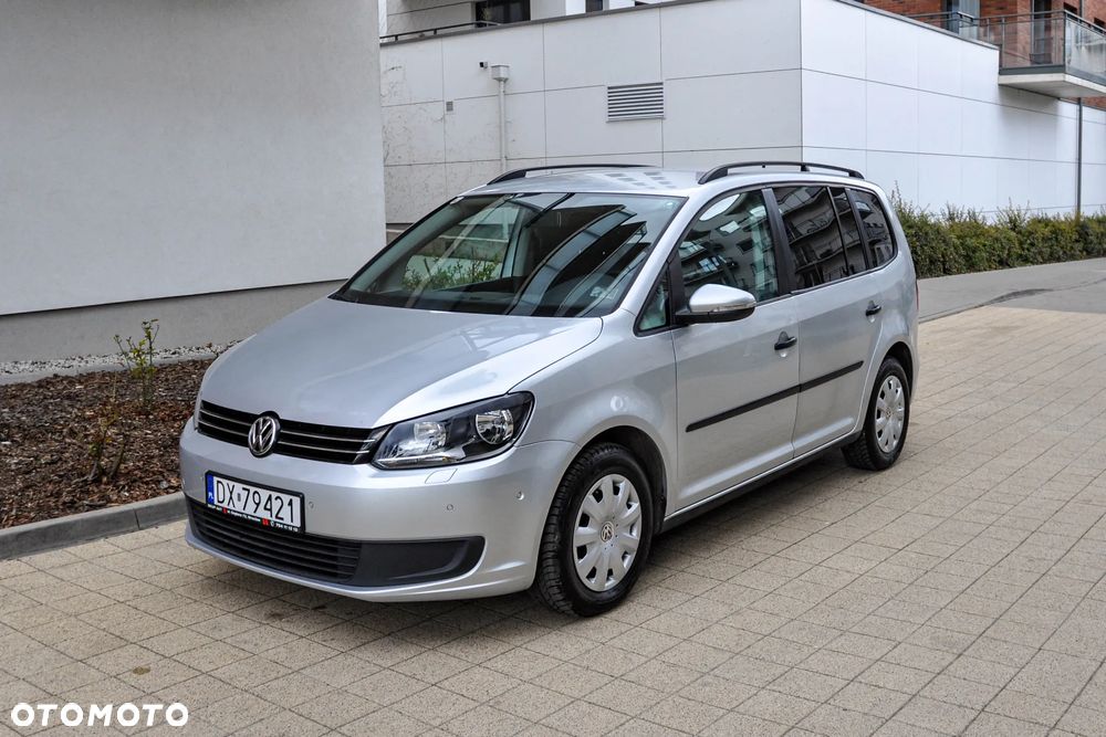 Volkswagen Touran - 1