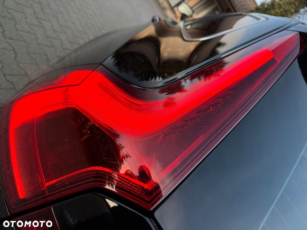 Volvo V90 D3 Geartronic Momentum Pro - 17