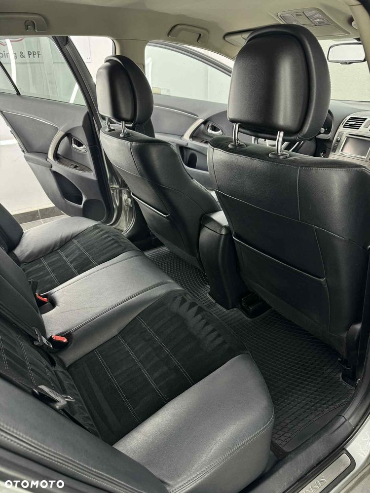 Toyota Avensis 2.2 D-CAT Premium - 13