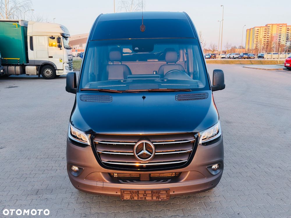 Mercedes-Benz Sprinter - 4
