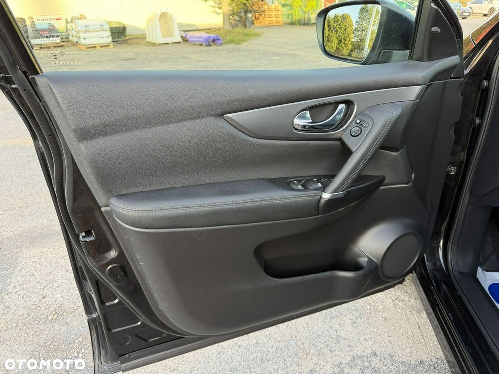 Nissan Qashqai 1.3 DIG-T Tekna - 16