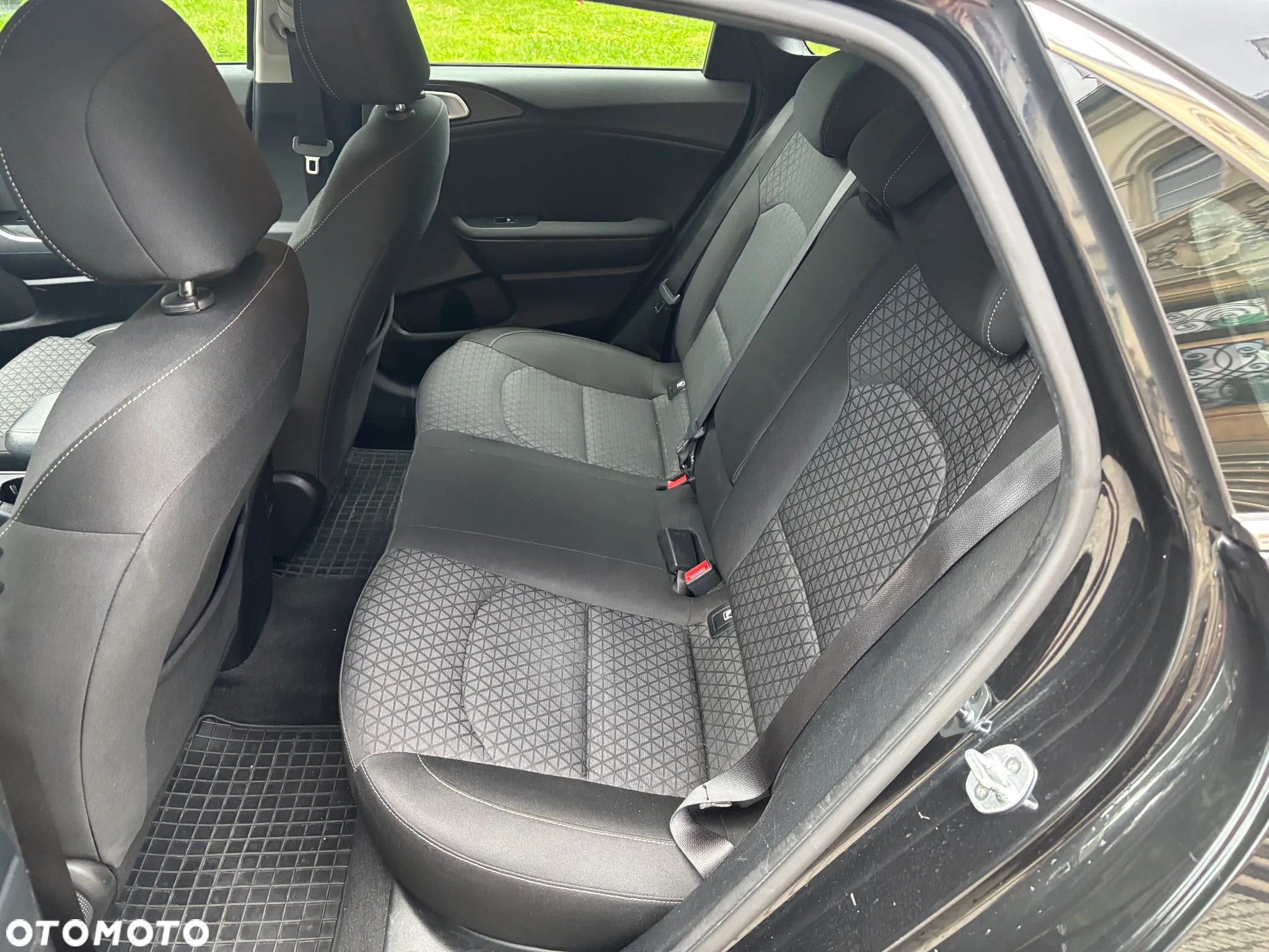 Kia Ceed 1.0 T-GDI M - 13